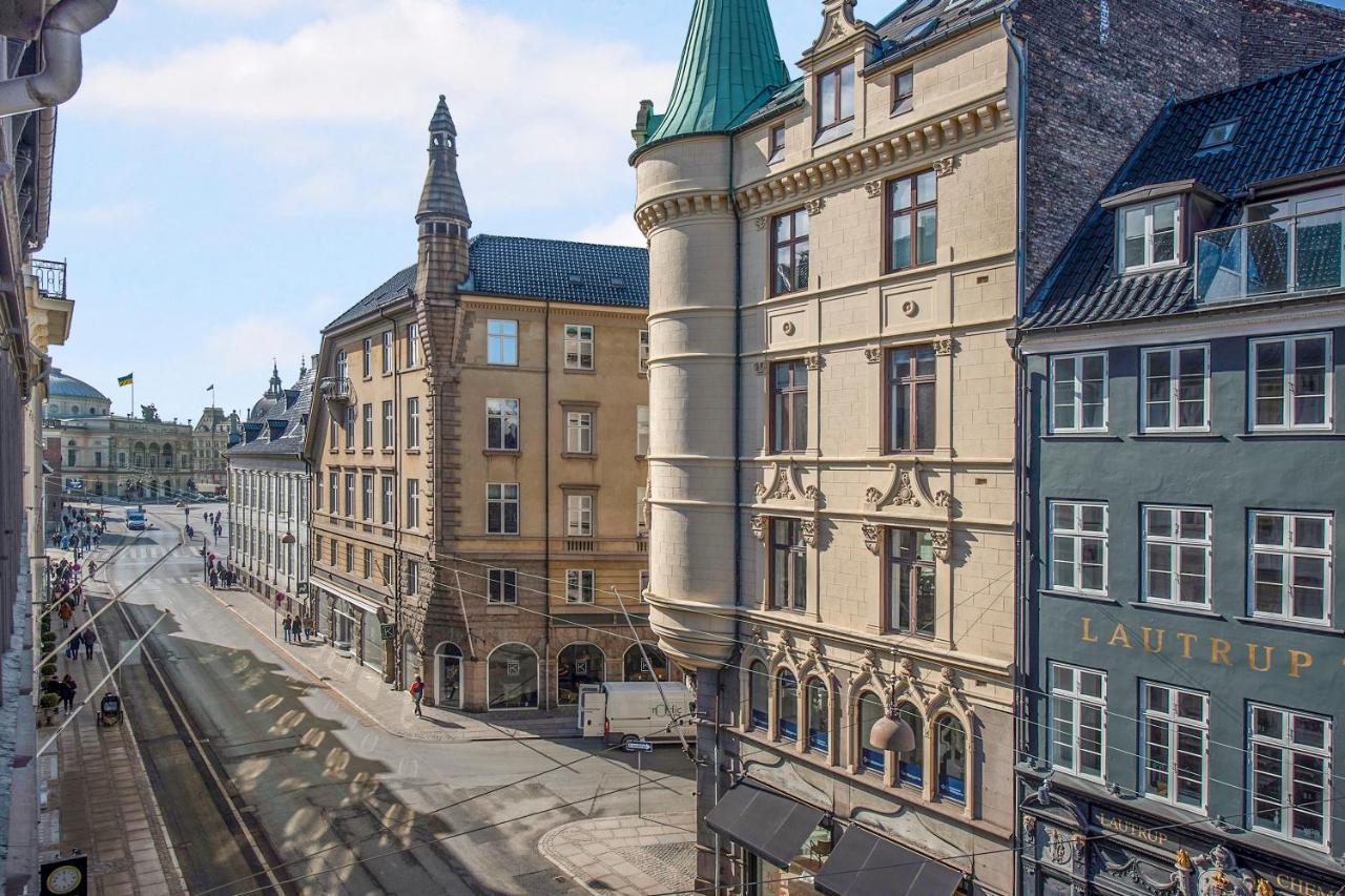 קופנהגן Sanders Main - Endearing Two-Bedroom Duplex Apartment With A Balcony Next To Magical Nyhavn מראה חיצוני תמונה