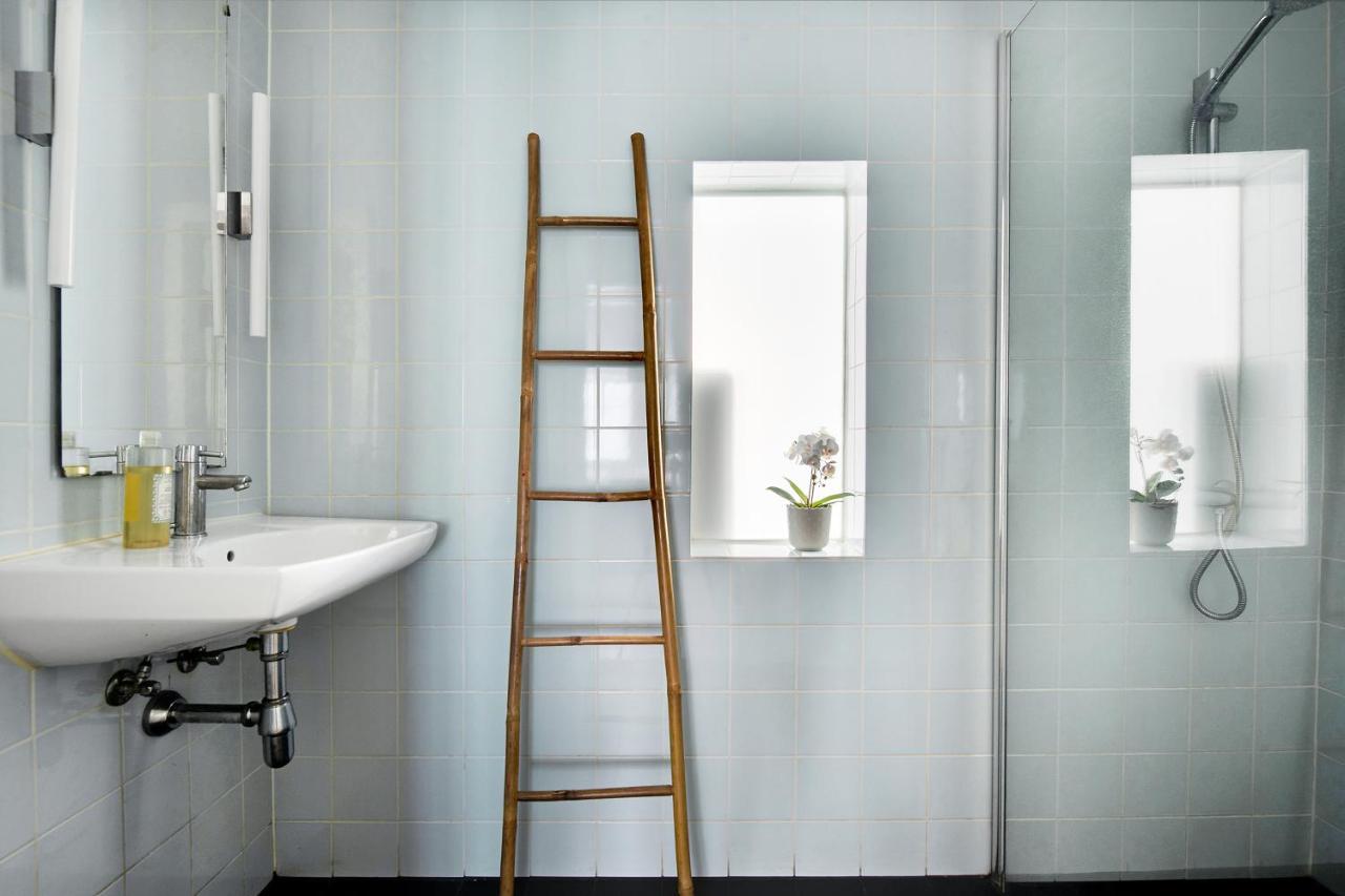 קופנהגן Sanders Main - Endearing Two-Bedroom Duplex Apartment With A Balcony Next To Magical Nyhavn מראה חיצוני תמונה